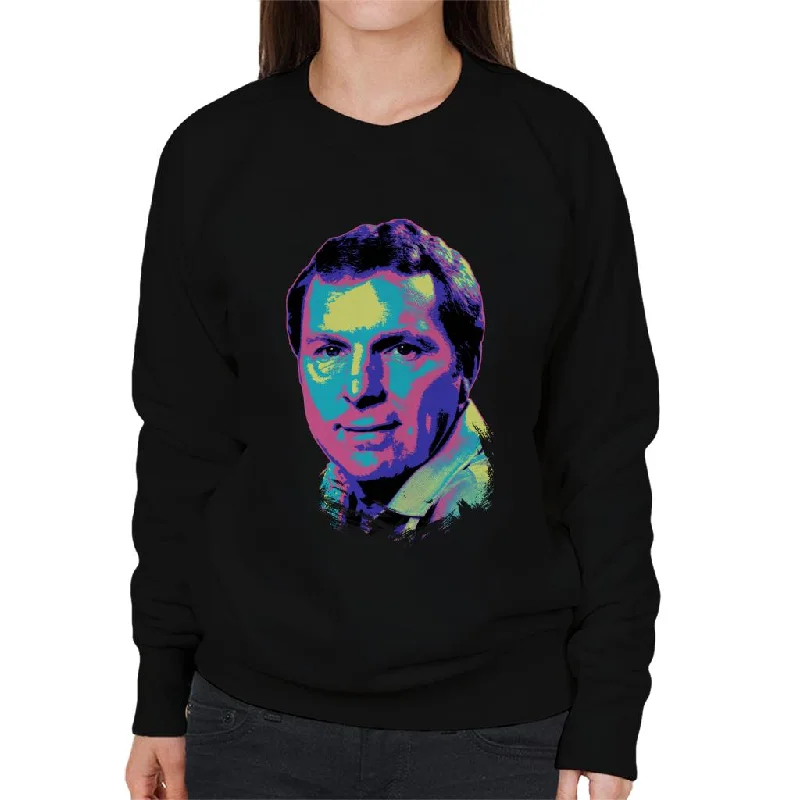 TV Times Bobby Moore Ex Footballer Pop Art Stylised Women's Sweatshirt Hoodie with Drop Shoulder Relaxed Streetwear TV Times Bobby Moore Ex Footballer Pop Art Stylised Women's Sweatshirt Hoodie with Drop Shoulder Relaxed Streetwear