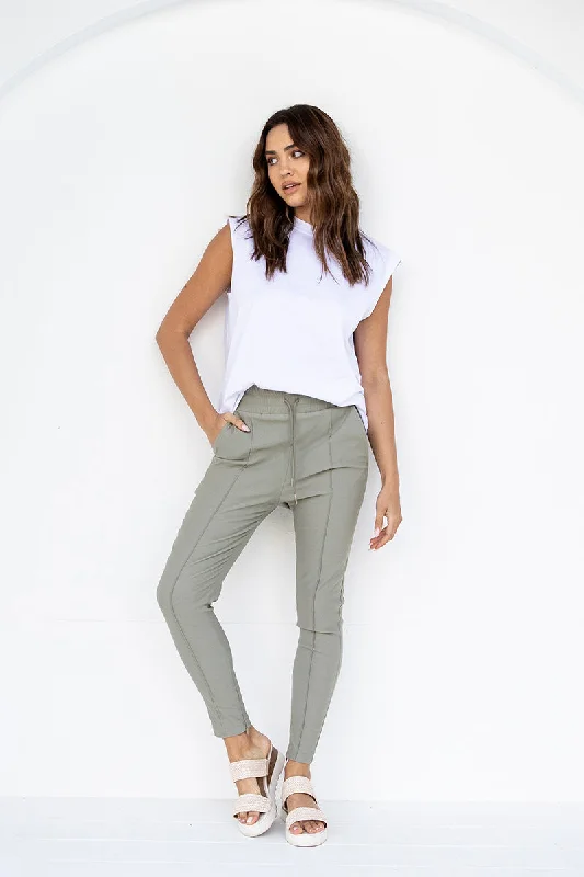 HUGO Pants Sage Chic Checkered Pants
