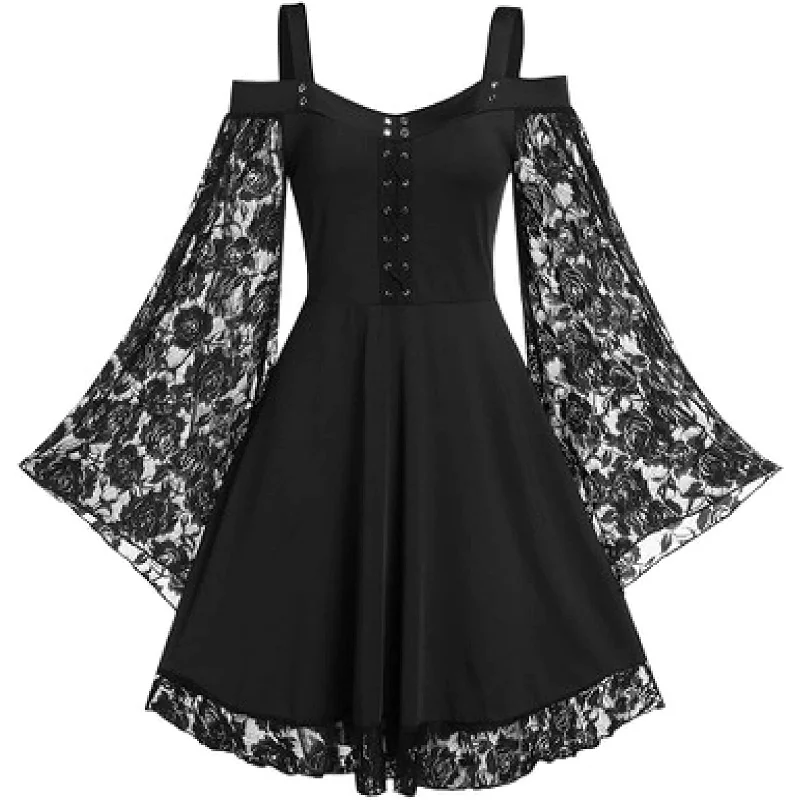 Black Vintage Lace Gothic Dress - Plus Size