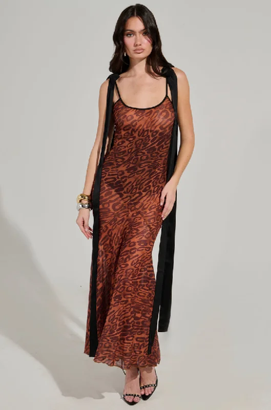 ALL ABOUT ME MESH MAXI DRESS Elegant Maxi Dress with Lace