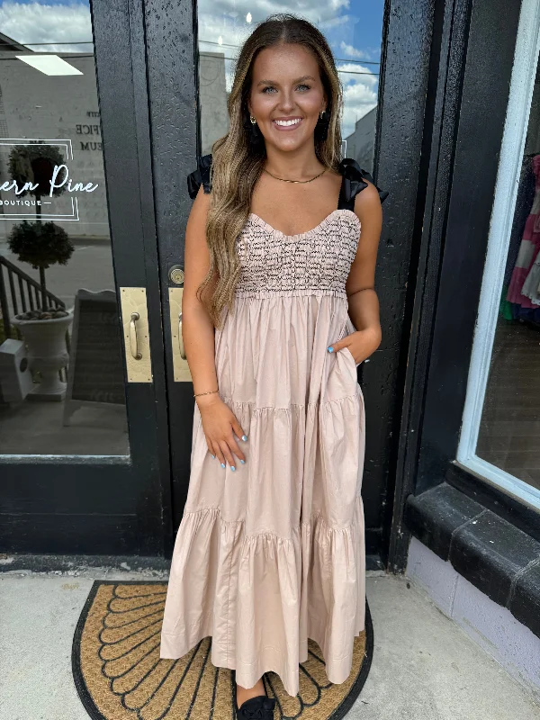 Taupe & black tiered maxi dress Elegant Floral Maxi Dress