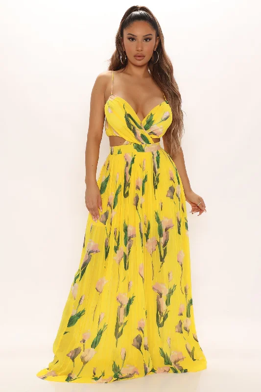 Florentine Floral Maxi Dress - Yellow/combo Chic Sleeveless Maxi Dress