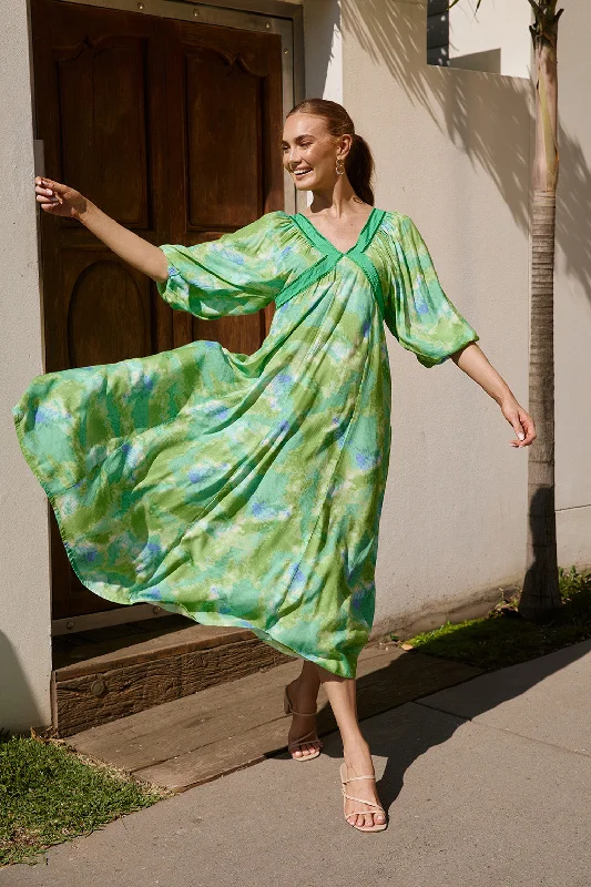 Margot Maxi Dress in Lakehouse Comfortable Fit-and-Flare Maxi Dress