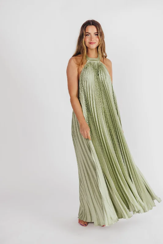 Maren Pleated Halter Maxi Dress in Sage - Bump Friendly (S-XL) Almost Sold Out! Fashionable Maxi Dress with Fringe