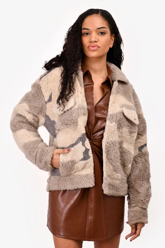 Rag & Bone Grey Shearling Button Up Jacket Size M Faux Fur Fabric Real Fur Fabric Shearling Fabric Rag & Bone Grey Shearling Button Up Jacket Size M Faux Fur Fabric Real Fur Fabric Shearling Fabric