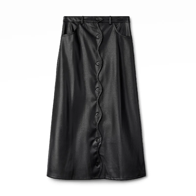 Scallop Leather Skirt IN: Black pencil skirt chic